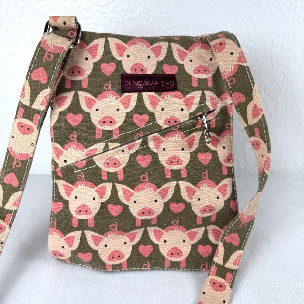 Bungalow 360 Canvas Pig Purse Crossbody Messenger Bag Adjustable Strap Farm